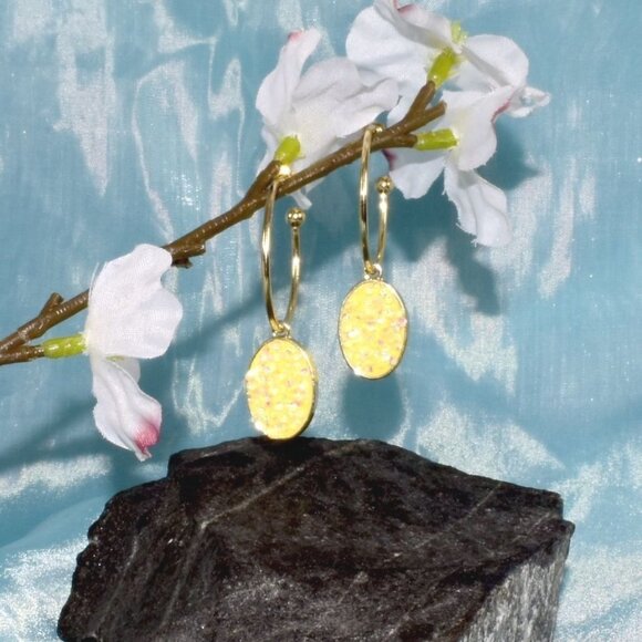 Color Glee Jewelry - Peyton Sparkles Sweet Yellow Oval Sugar Crystal Drop Hoop Earrings Gift Packaged